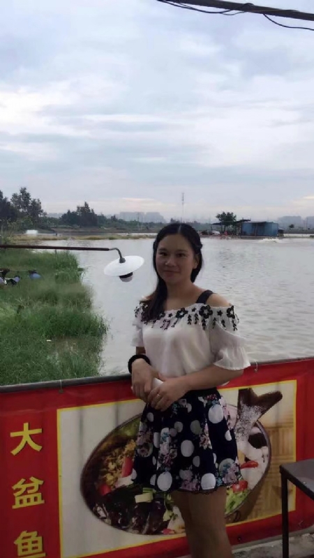 莹莹的第一张照片--平潭相亲服务中心