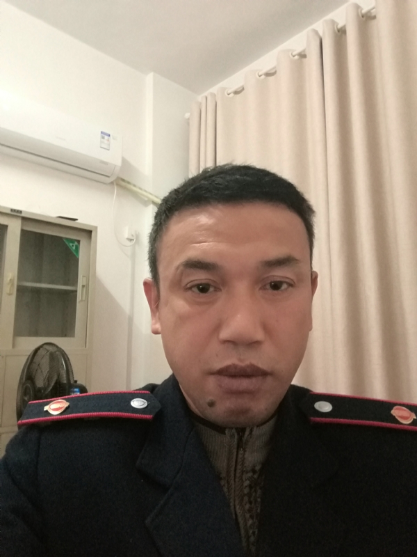 啊刘的第一张照片--平潭相亲服务中心