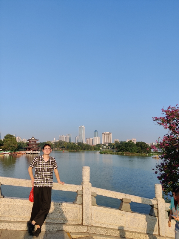 萍水相逢晏的第一张照片--平潭相亲服务中心