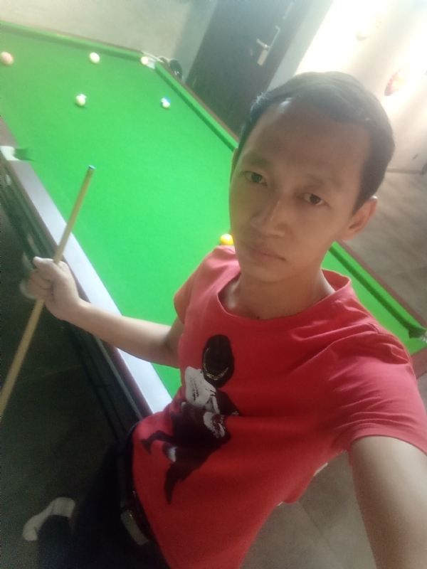 耳机分你一半的第一张照片--平潭相亲服务中心