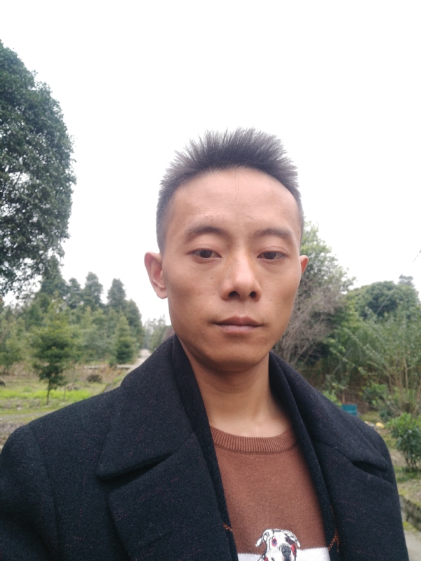 携手白头的第二张照片--平潭相亲服务中心