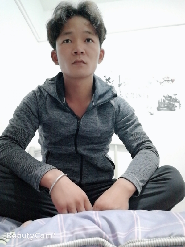 东浩学长的第一张照片--平潭相亲服务中心
