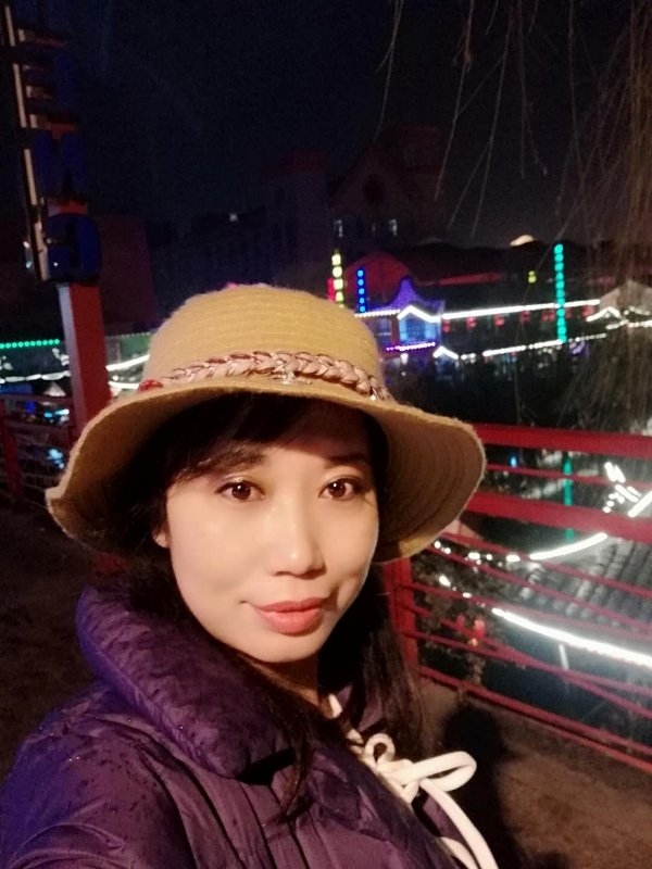 阳光明媚的第一张照片--平潭相亲服务中心