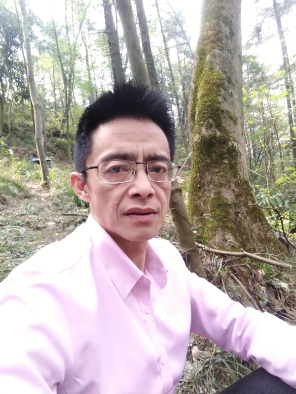 吴彬的第一张照片--平潭相亲服务中心