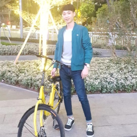 李伟的第一张照片--平潭相亲服务中心