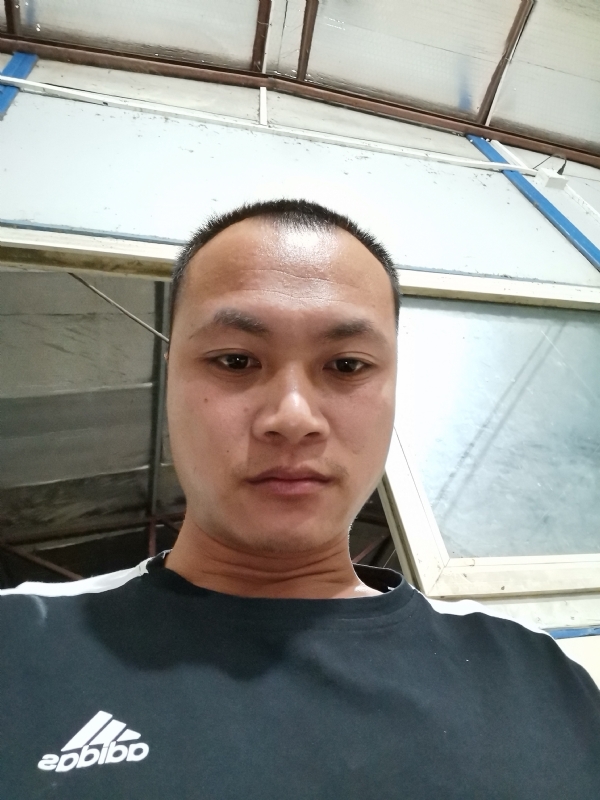 真心交友的第一张照片--平潭相亲服务中心