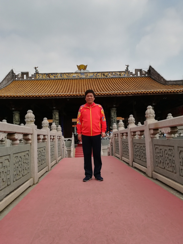 红尘老生的第一张照片--平潭相亲服务中心