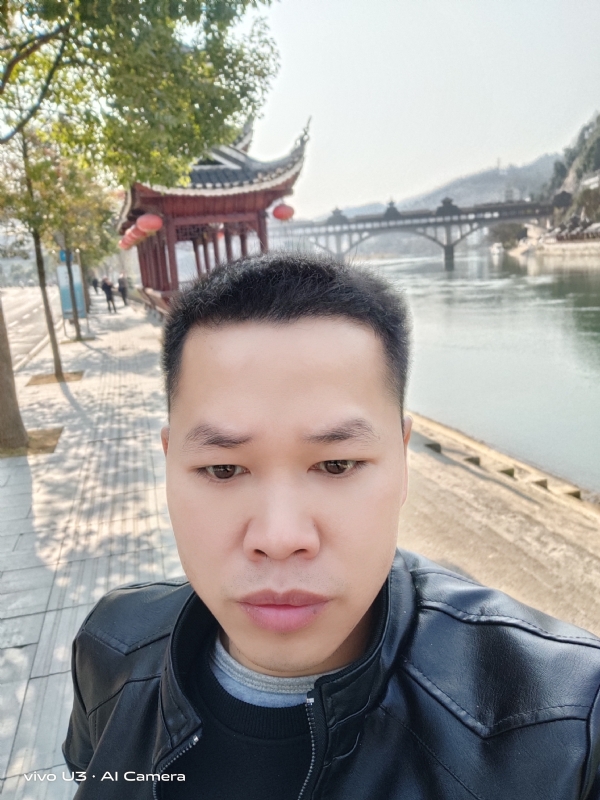 啊锦的第二张照片--平潭相亲服务中心