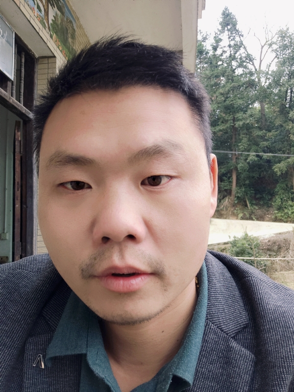 曾小焱的第一张照片--平潭相亲服务中心