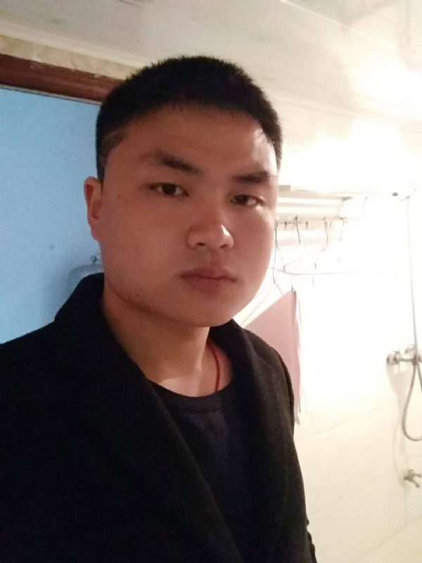 康康一下的第一张照片--平潭相亲服务中心