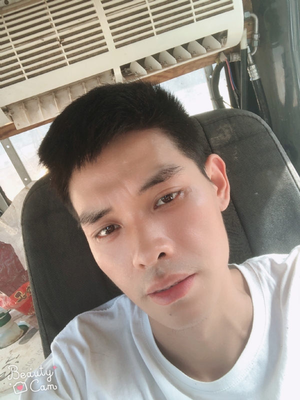 小董的第一张照片--平潭相亲服务中心
