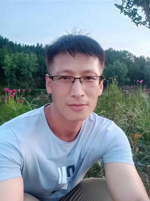零零柒的第一张照片--平潭相亲服务中心