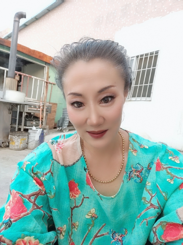 燕子的第三张照片--平潭相亲服务中心