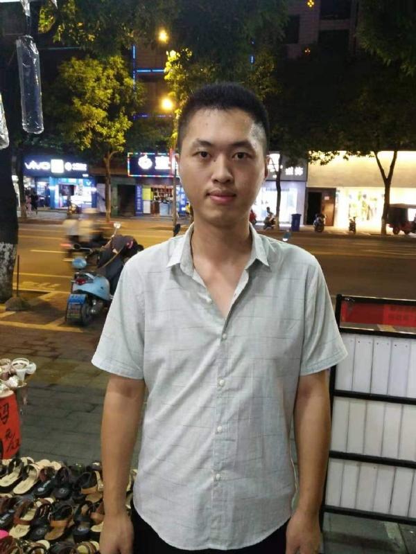 单身的雄鹰的第一张照片--平潭相亲服务中心