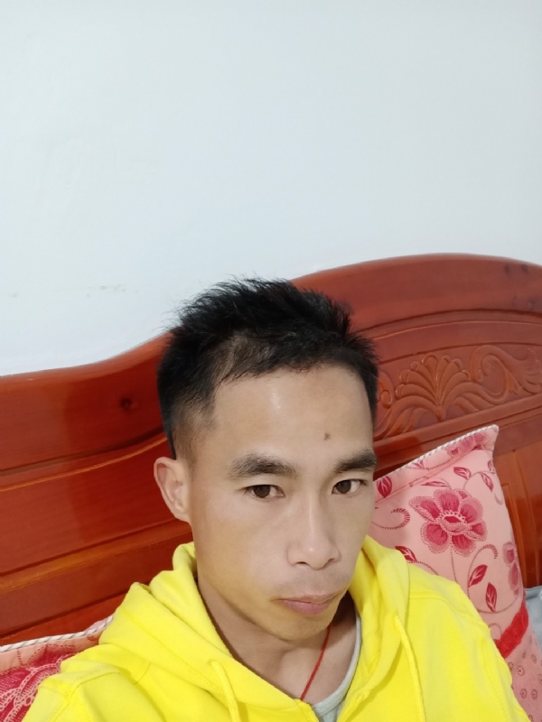 小biu崽的第一张照片--平潭相亲服务中心