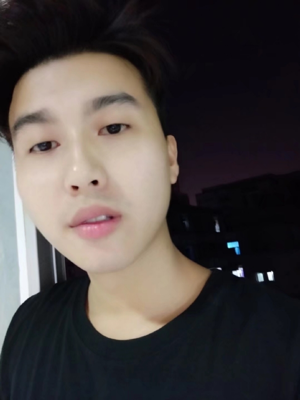 皮特王的第二张照片--平潭相亲服务中心