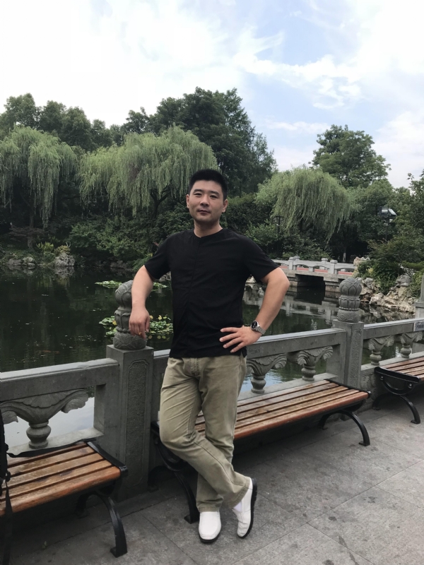 未来可期的第一张照片--平潭相亲服务中心