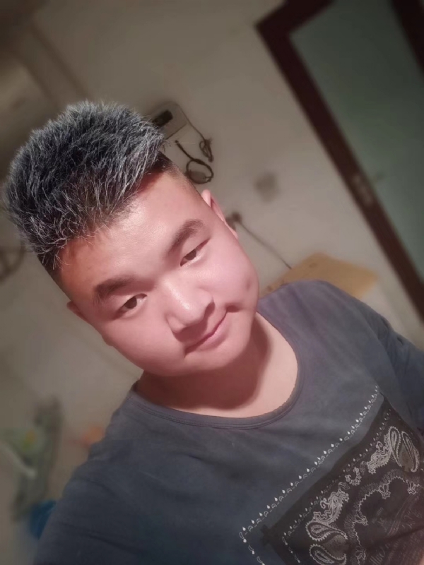 李子木的第二张照片--平潭相亲服务中心
