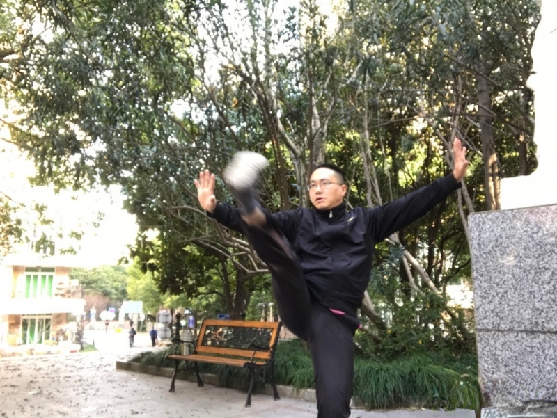 自故深情好受伤的第三张照片--平潭相亲服务中心