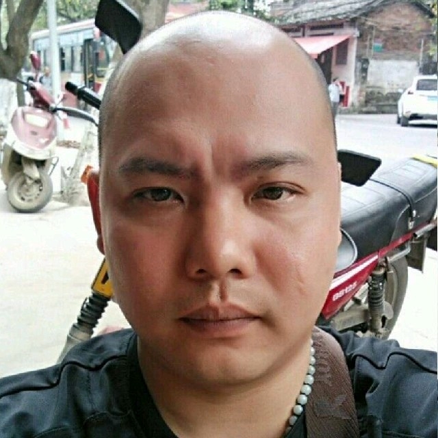 开心就好的第三张照片--平潭相亲服务中心
