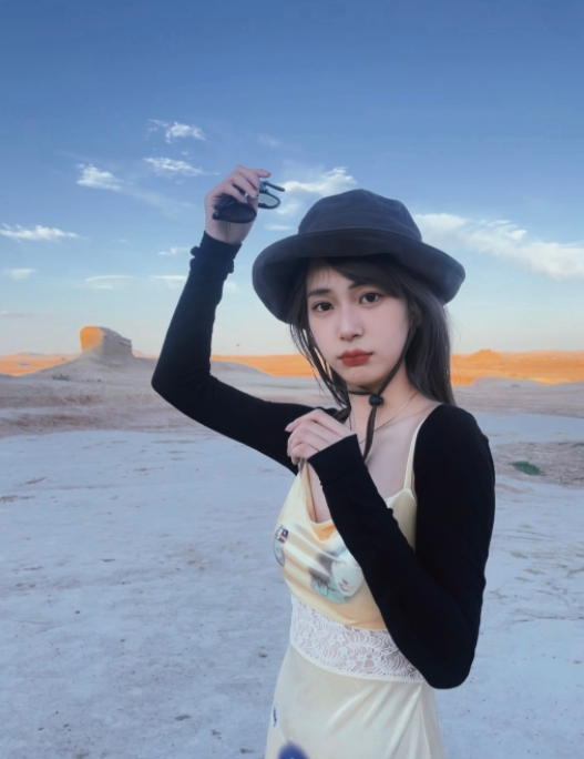 英姐的第一张照片--平潭相亲服务中心