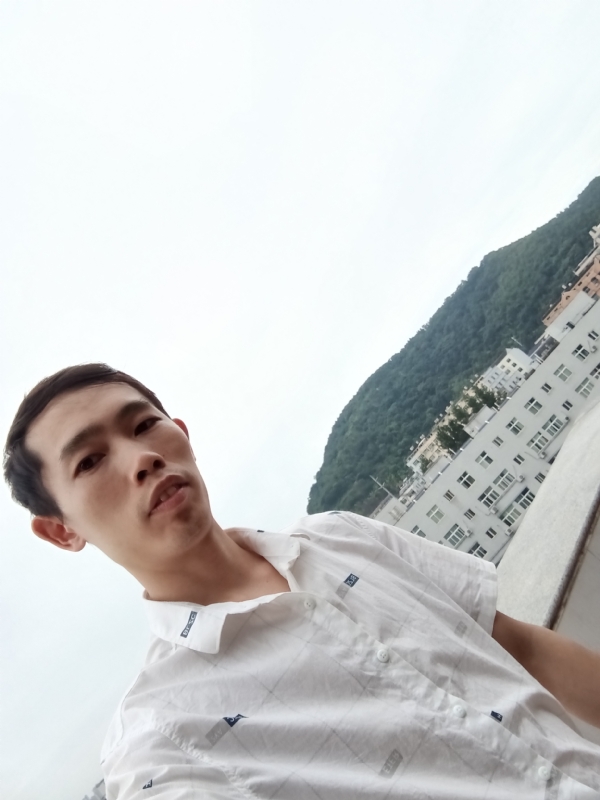 会飞的鱼的第一张照片--平潭相亲服务中心