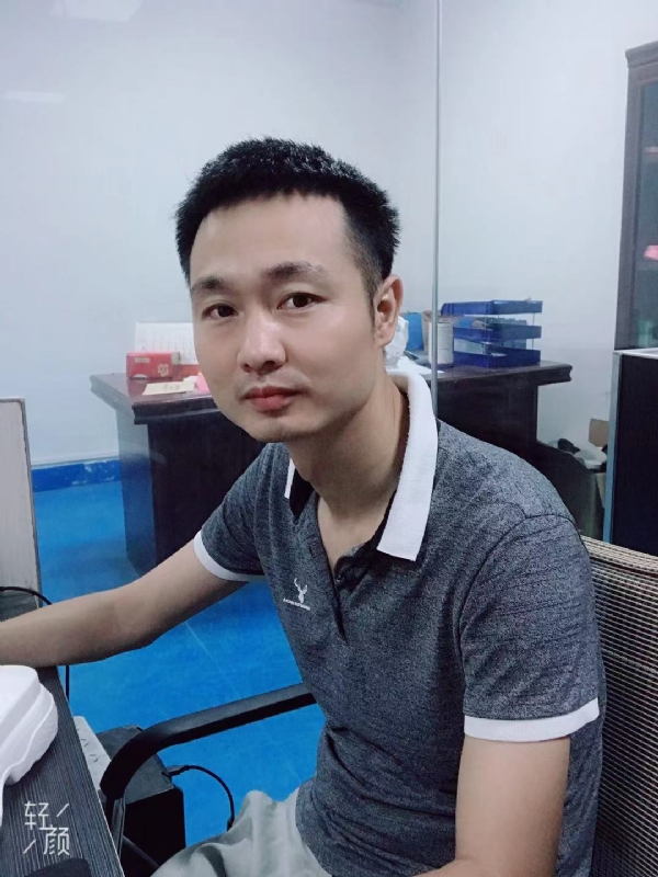 不忘初心的第一张照片--平潭相亲服务中心