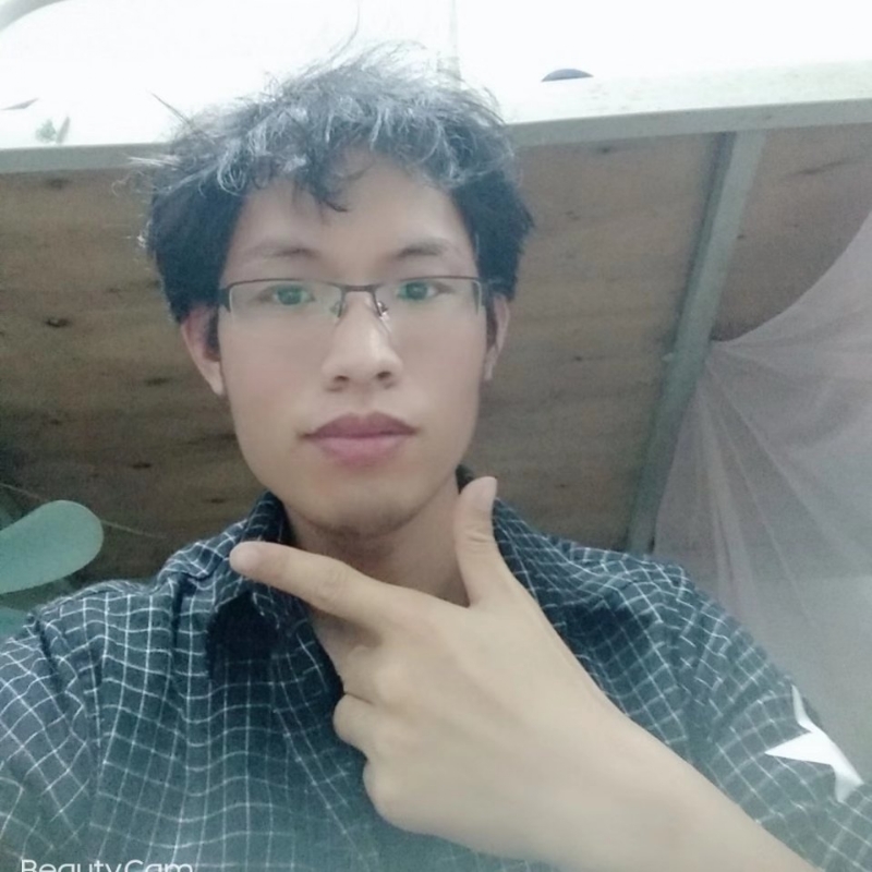 右边的第一张照片--平潭相亲服务中心