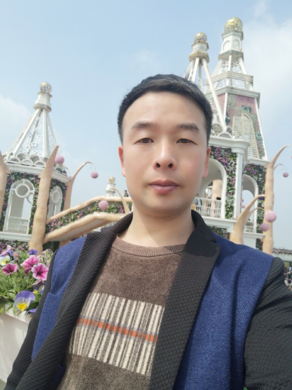 黎明的天空的第一张照片--平潭相亲服务中心