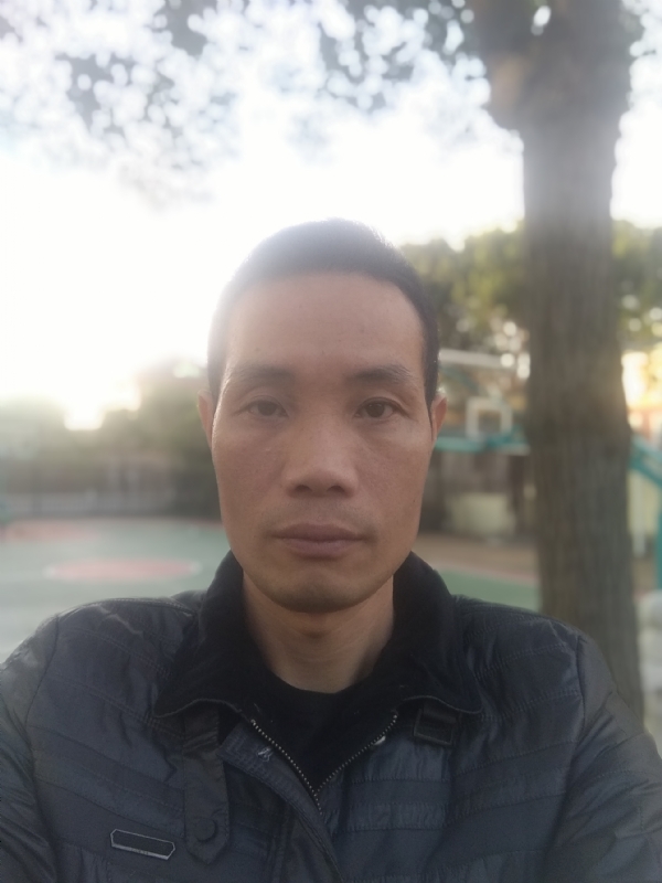 王耀明的第一张照片--平潭相亲服务中心