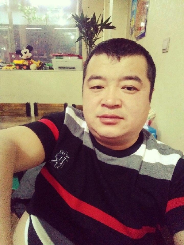 老实人的第一张照片--平潭相亲服务中心