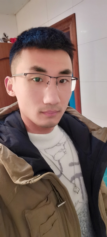 闯红灯吐泡泡的第一张照片--平潭相亲服务中心