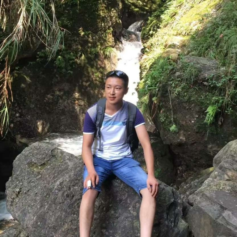 人杰地也灵的第一张照片--平潭相亲服务中心