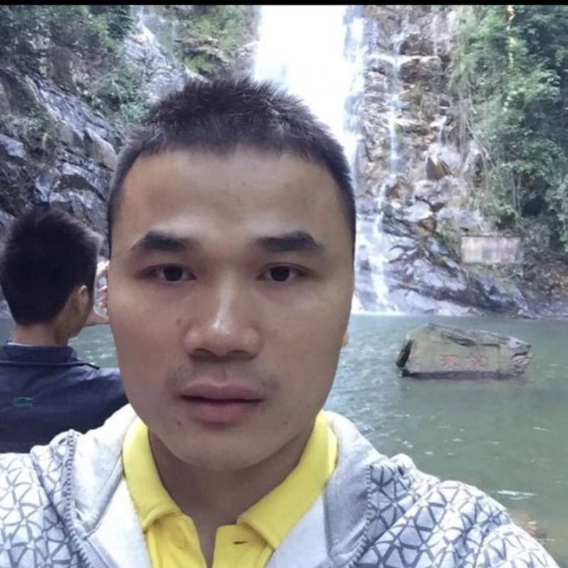 老梁的第一张照片--平潭相亲服务中心