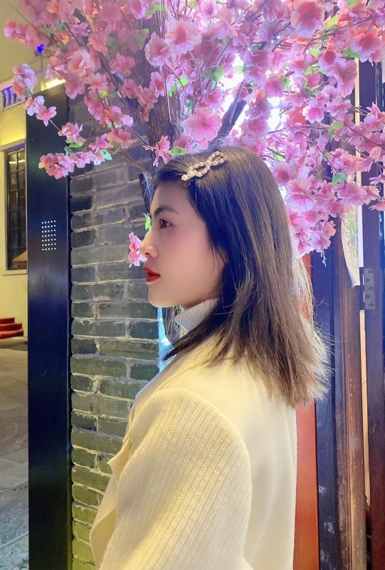 大眼妹的第一张照片--平潭相亲服务中心