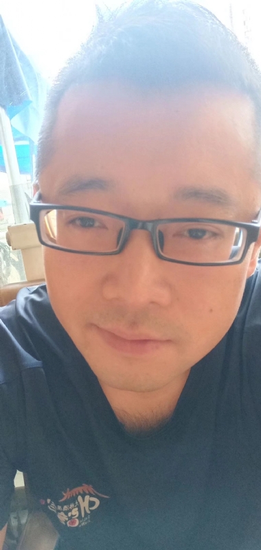 雅痞的第一张照片--平潭相亲服务中心