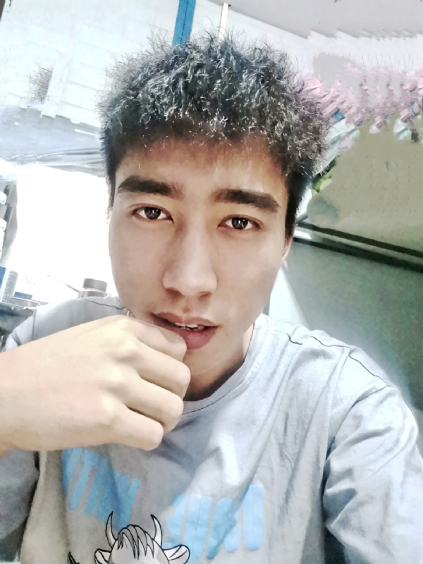 未来可期的第一张照片--平潭相亲服务中心