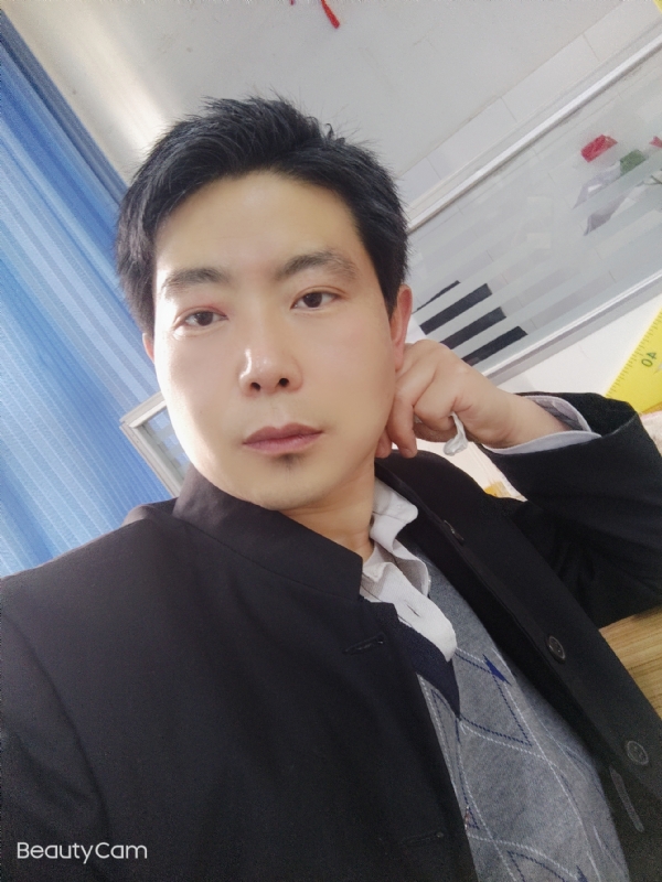 铜豌豆的第一张照片--平潭相亲服务中心