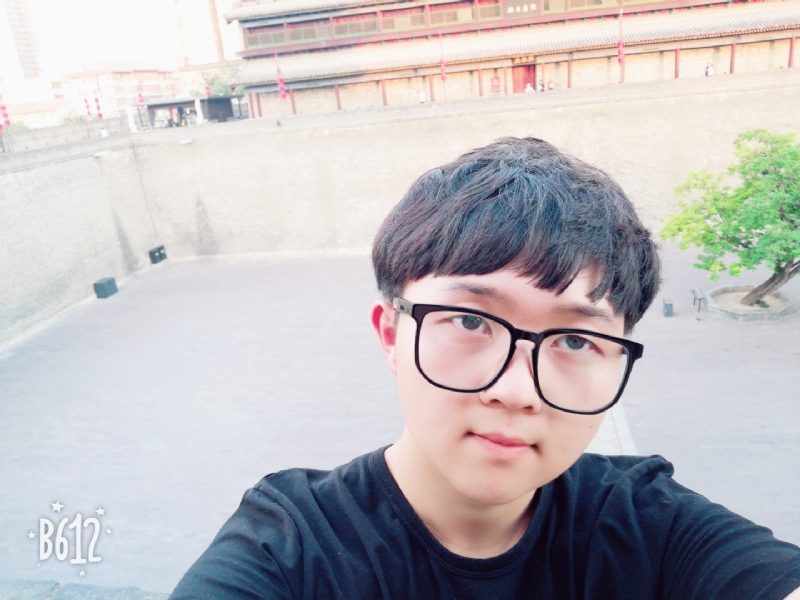 白夜行中人的第三张照片--平潭相亲服务中心