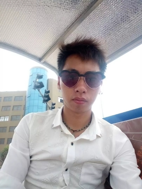 寻缘的第一张照片--平潭相亲服务中心