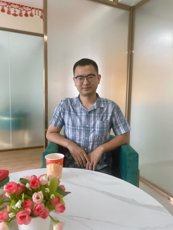 微尘的第二张照片--平潭相亲服务中心