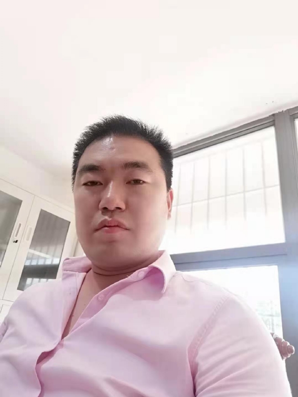 命运的打拼的第一张照片--平潭相亲服务中心