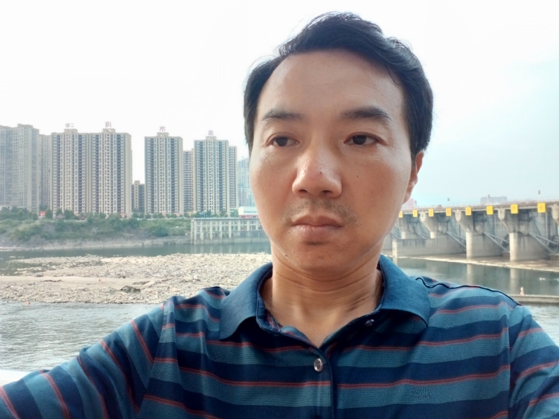 yangguang的第一张照片--平潭相亲服务中心