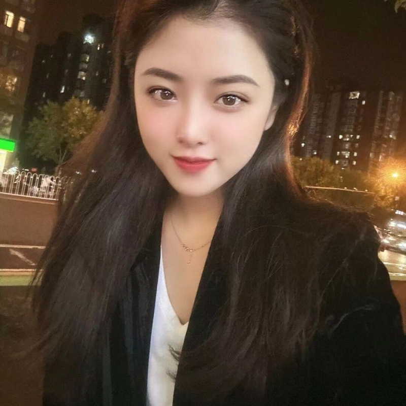 爱笑的微微的第一张照片--平潭相亲服务中心