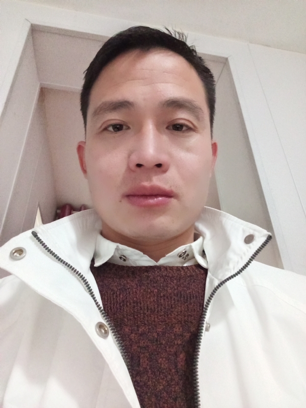 忧伤还是快乐的第一张照片--平潭相亲服务中心
