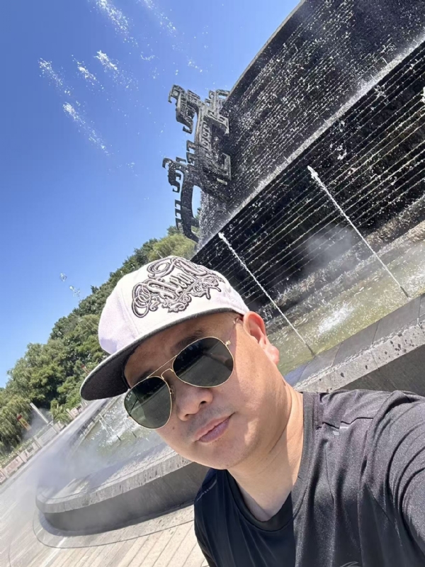 艾伦的第二张照片--平潭相亲服务中心