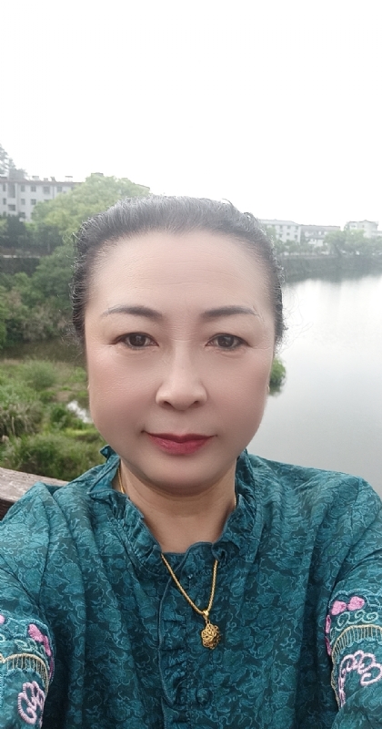 雨中情的第二张照片--平潭相亲服务中心