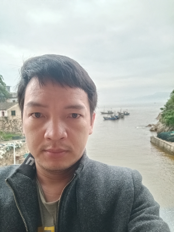啊亮的第一张照片--平潭相亲服务中心