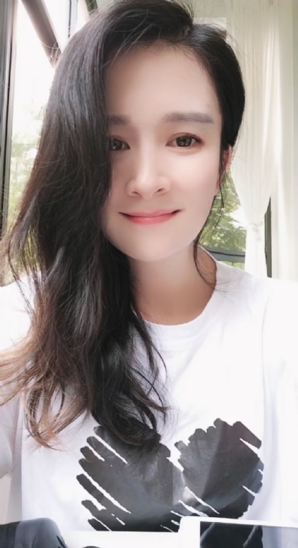 晨曦的第一张照片--平潭相亲服务中心