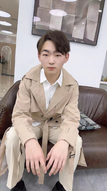 啊哲的第一张照片--平潭相亲服务中心